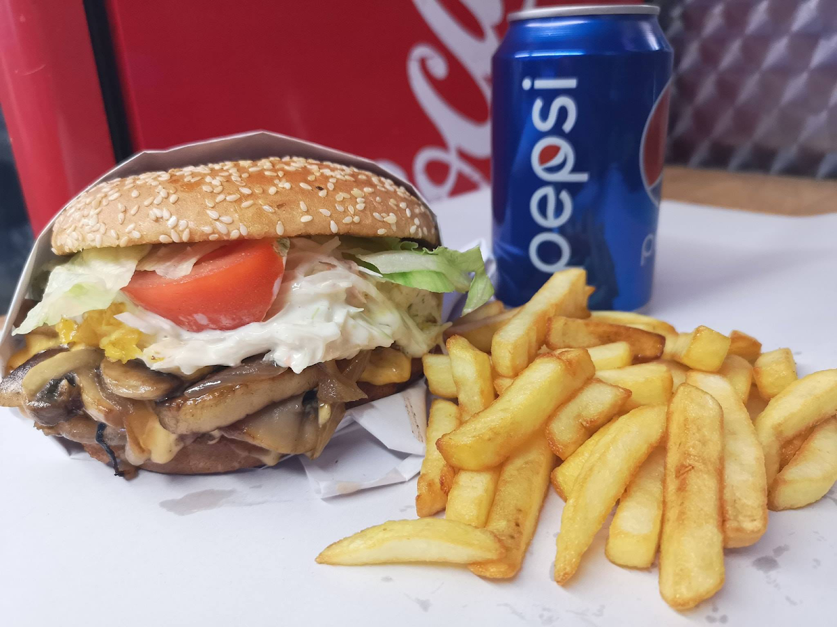 Ozzy Kebab Van Mansbridge Photos 2